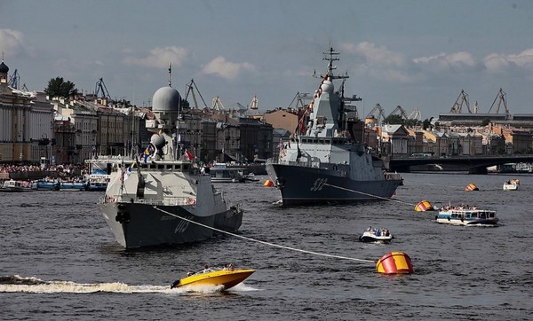 Честитке на Дану морнарице-2016 - кратке и смешне у стиху и прози. Свечани програм за Дан морнарице у 2016. години у Москви, Санкт Петербургу, Кронштату, Севастополу, Новомосијевском
