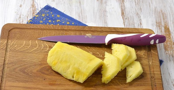 Како исправно и лијепо исећи ананас