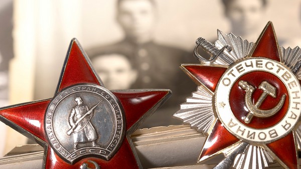 Званичне и кратке честитке на Данима бранитеља Очева (23. фебруара) колега