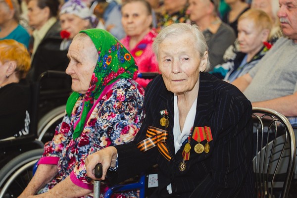 Сећамо се и поносни смо: оригиналне идеје за сценарио за Дан победе