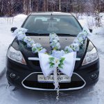 Декорација венчаних аутомобила сопственим рукама