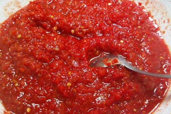 Адјика из парадајза