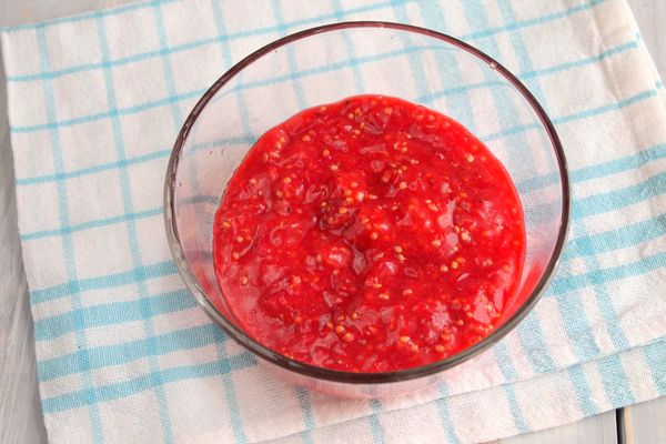 Дзему црвене рибизле