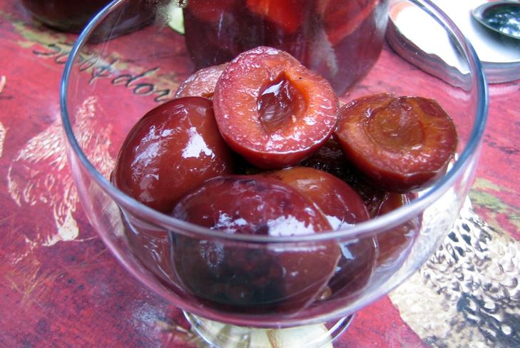 Како сипати шљиве за зиму - рецепт за кување
