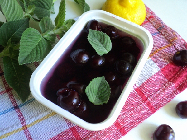 Како замрзнути вишње за зиму
